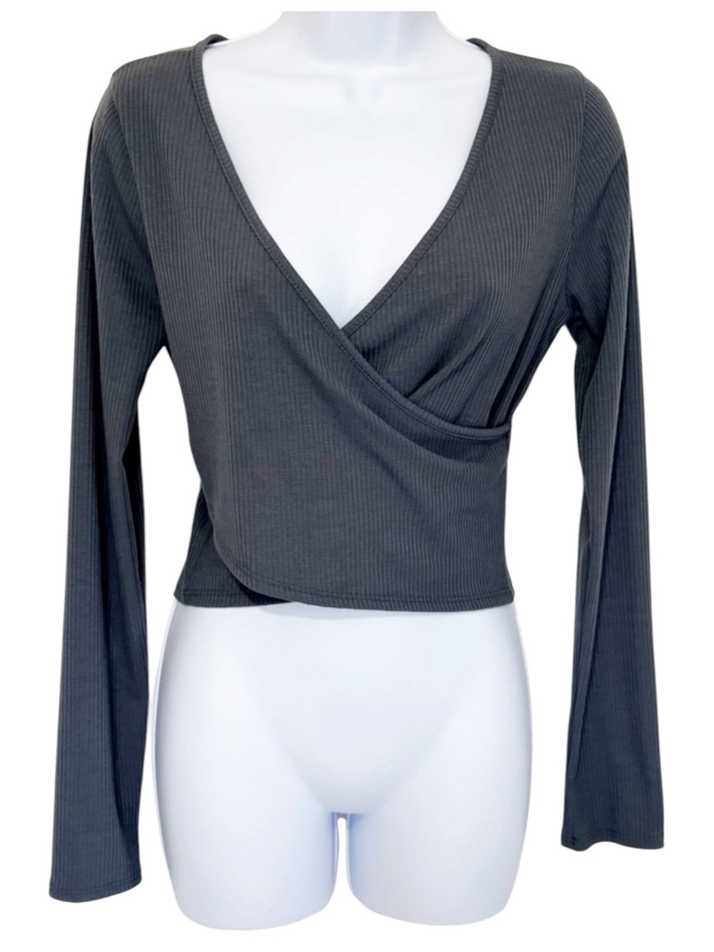 CAUTION TO THE WIND Ribbed Wrap Crop Top Gray Going Out Long Sleeve Large